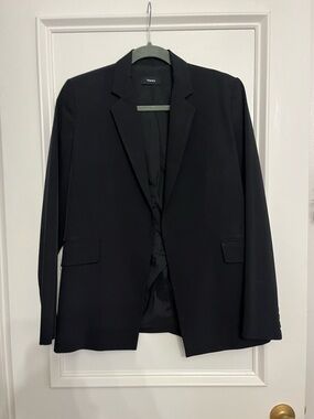 Theory Black Blazer - Classic Single-Breasted Jacket